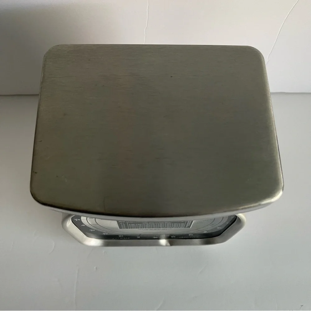 Vintage Pelouze Postal Scale 5lb Capacity Model Y5 1995 First Class Rates USA